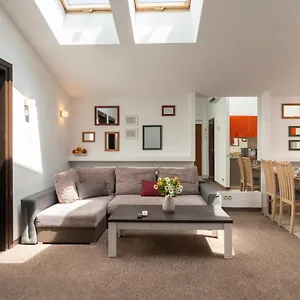  Apartment Friendly Family Loft In The Center