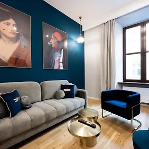  Apartment Bracka Main Square